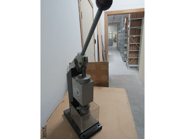 Lot 423 - coatinglaag tester - afbeelding 3 van  3