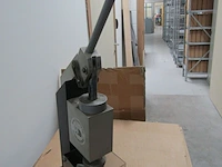 Lot 423 - coatinglaag tester - afbeelding 3 van  3