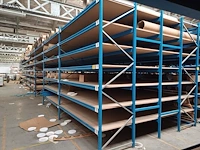 Lot 423 - magazijnstelling - afbeelding 1 van  6
