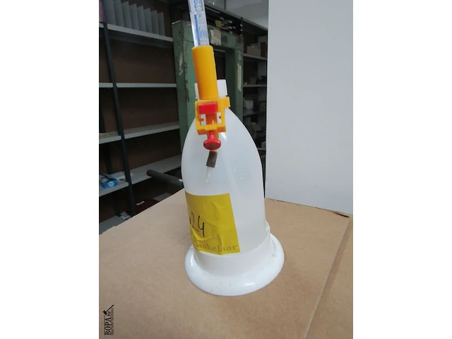 Lot 424 - automatische burette - afbeelding 2 van  2