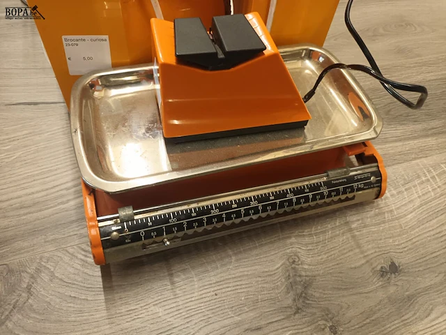 Lot 425 - huisraad. 5 stuks - afbeelding 2 van  4