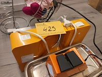 Lot 425 - huisraad. 5 stuks - afbeelding 3 van  4