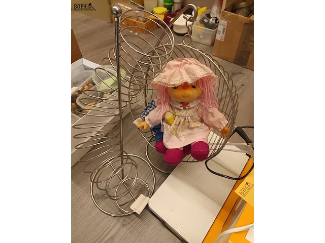 Lot 425 - huisraad. 5 stuks - afbeelding 4 van  4