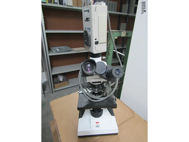 Lot 425 - microscoop en cctv camera - afbeelding 3 van  7