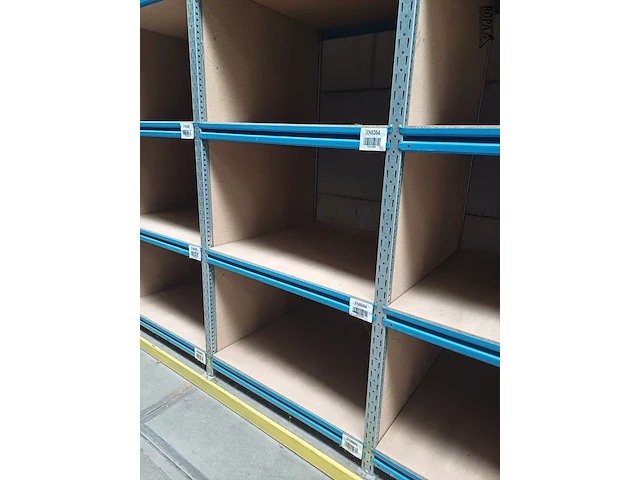 Lot 426 - magazijnstelling - afbeelding 4 van  5