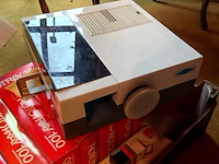 Lot 426 - projector voor dia met diabeelden - afbeelding 4 van  6