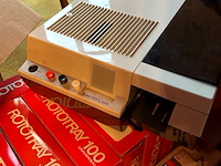 Lot 426 - projector voor dia met diabeelden - afbeelding 6 van  6