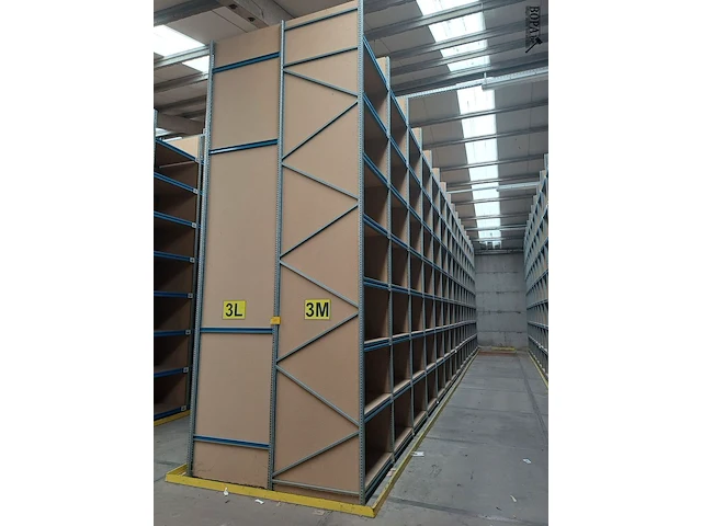 Lot 427 - magazijnstelling - afbeelding 1 van  5