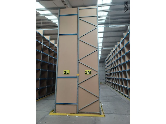 Lot 427 - magazijnstelling - afbeelding 2 van  5