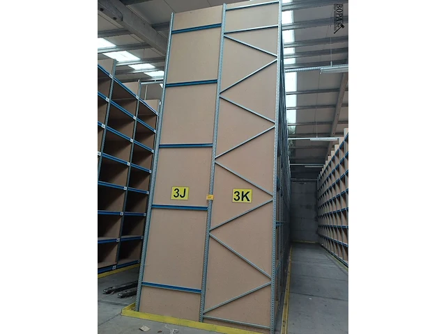 Lot 428 - magazijnstelling - afbeelding 2 van  5