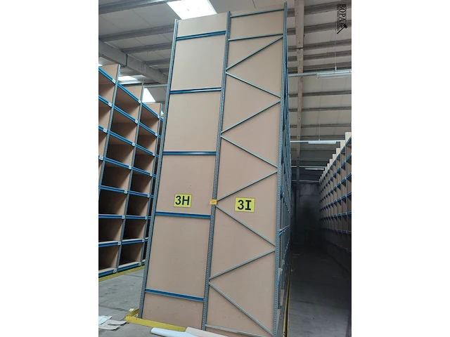 Lot 429 - magazijnstelling - afbeelding 2 van  4