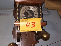 Lot 43 - antieke klok - afbeelding 1 van  5