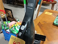 Lot 43 - black dustbuster - afbeelding 1 van  4