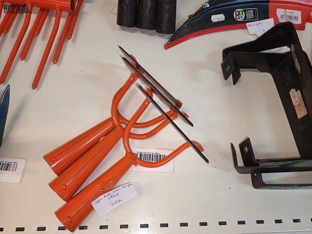 Lot 43 - divers tuingereedschap. 25 stuks - afbeelding 6 van  8