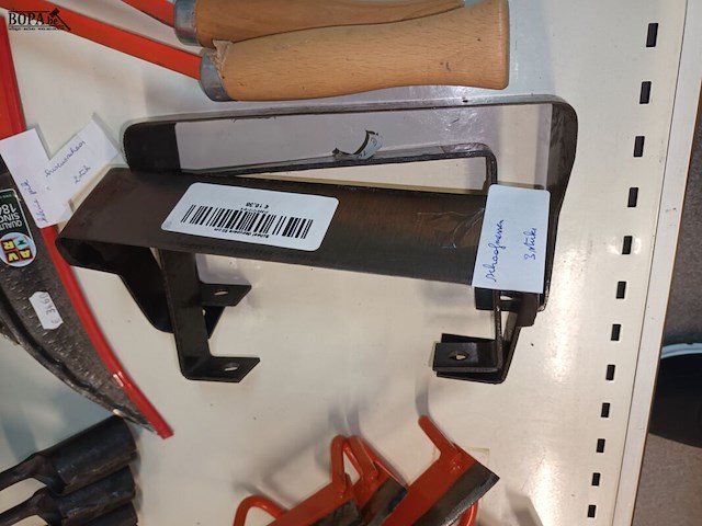 Lot 43 - divers tuingereedschap. 25 stuks - afbeelding 8 van  8