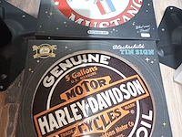 Lot 43 - metalen reclame borden. 3 stuks - afbeelding 2 van  2