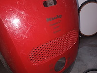 Lot 43 - stofzuiger miele - afbeelding 3 van  3