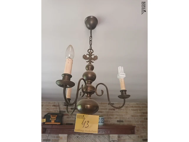 Lot 43 - vlaamse luchter - afbeelding 1 van  2
