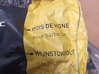 Lot 43 - wijnstokhout voor bbq - afbeelding 4 van  4