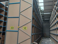 Lot 431 - magazijnstelling - afbeelding 1 van  5