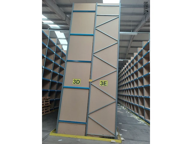 Lot 431 - magazijnstelling - afbeelding 2 van  5