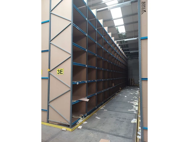 Lot 431 - magazijnstelling - afbeelding 4 van  5