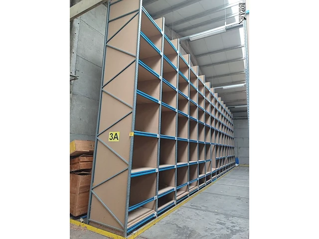 Lot 433 - magazijnstelling - afbeelding 1 van  4