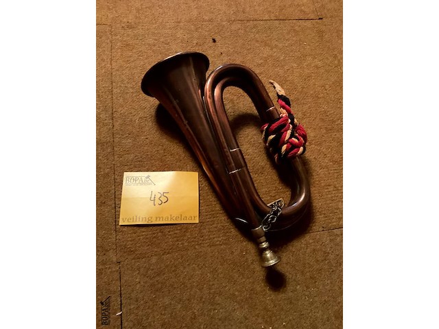 Lot 435 - militaire trompet klaroen koper - afbeelding 1 van  4
