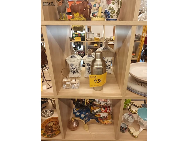 Lot 436 - diverse decoratie - afbeelding 1 van  6