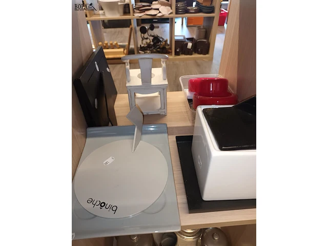 Lot 437 - diverse decoratie - afbeelding 4 van  5