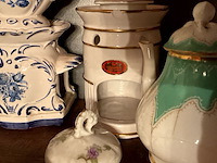 Lot 438 - lot theecomforen, 11 stuks - afbeelding 7 van  7