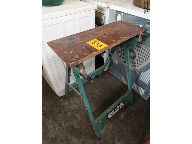 Lot 439 - black & decker workmate 400 - afbeelding 2 van  4