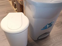 Lot 439 - pvc vuilnisbak. 3 stuks - afbeelding 2 van  4