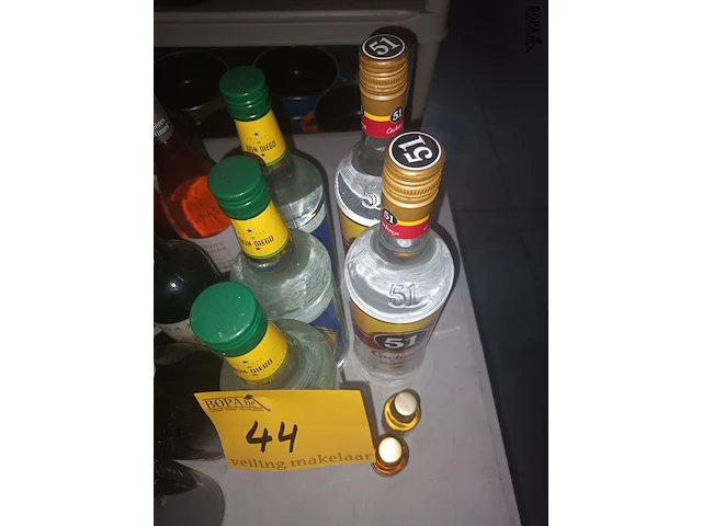 Lot 44 - cachaça rum. 5 stuks - afbeelding 3 van  3