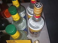 Lot 44 - cachaça rum. 5 stuks - afbeelding 3 van  3