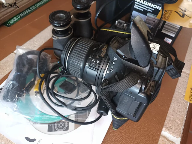 Lot 44 - camera’s, radio, verrekijker. 5 stuks - afbeelding 2 van  9