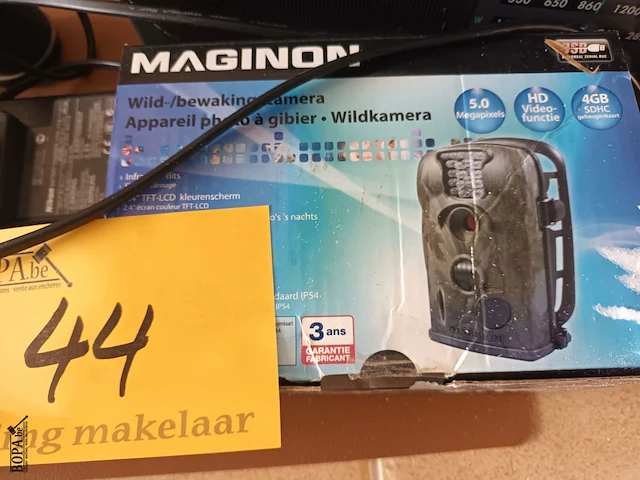 Lot 44 - camera’s, radio, verrekijker. 5 stuks - afbeelding 8 van  9