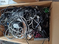Lot 44 - computer bekabeling en onderdelen - afbeelding 4 van  6