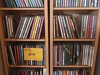 Lot 44 - lot muziekcd’s en dvd’s. inhoud kastjes - afbeelding 1 van  5