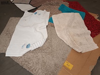 Lot 44 - lot vloertapijtjes - afbeelding 1 van  3