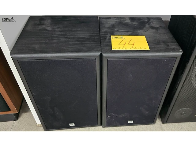 Lot 44 - luidsprekers jbl tlx 220 - afbeelding 1 van  4