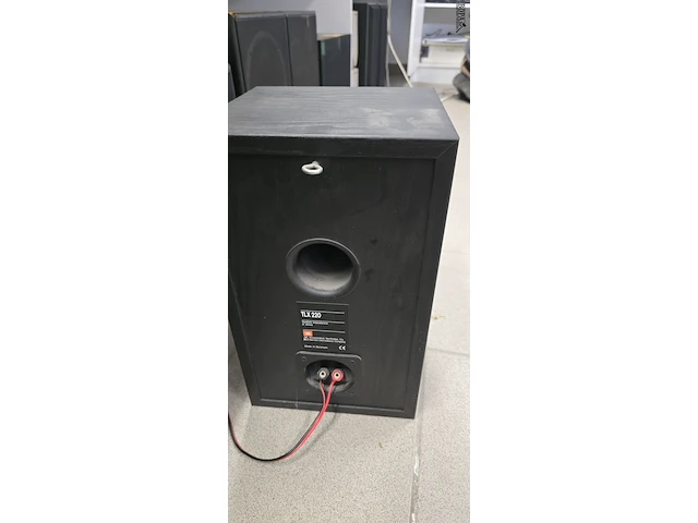 Lot 44 - luidsprekers jbl tlx 220 - afbeelding 4 van  4