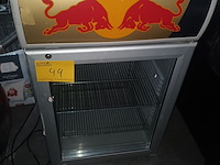 Lot 44 - opzet koelvitrine red bull - afbeelding 1 van  4