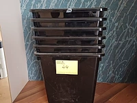 Lot 44 - vierkante mailbakjes zwart. 6 stuks - afbeelding 1 van  2