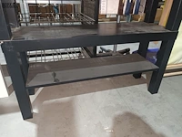 Lot 44 - wandtafel. 2 stuks - afbeelding 3 van  3