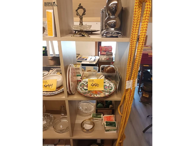 Lot 440 - diverse decoratie - afbeelding 1 van  6