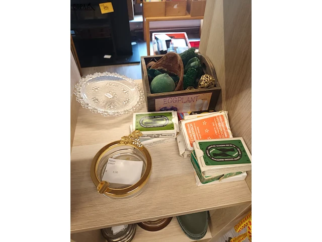 Lot 440 - diverse decoratie - afbeelding 4 van  6