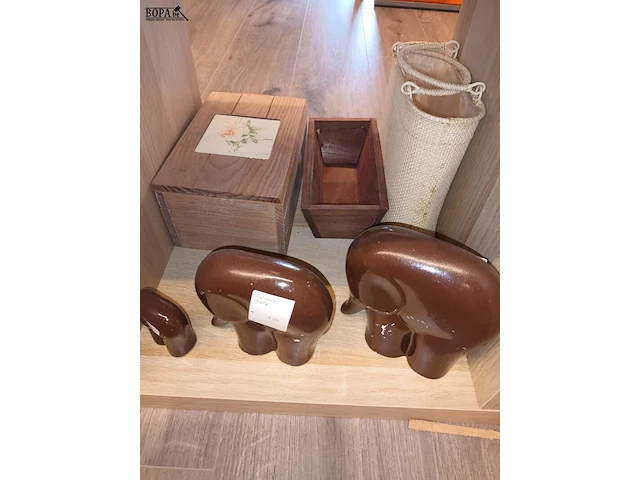 Lot 440 - diverse decoratie - afbeelding 6 van  6