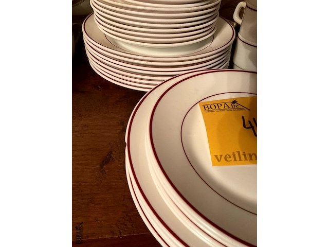 Lot 441 - hotelporselein - afbeelding 2 van  3