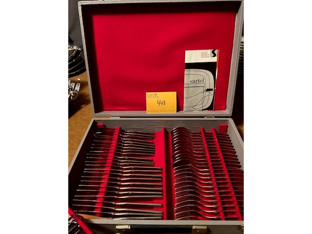 Lot 448 - koffer sartel inox bestek - afbeelding 2 van  4